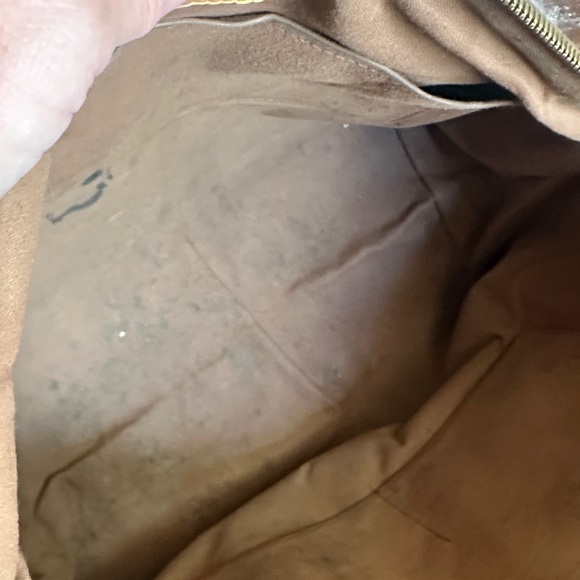 Louis Vuitton Tivoli GM Monogram Satchel with Tan Accents - Picture 8 of 11